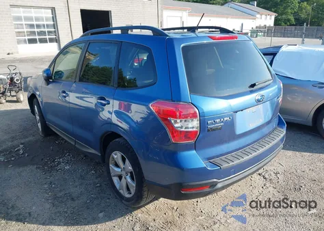 2015 Subaru Forester 2.5I Premium z USA, uszkodzony, nr VIN JF2SJADC6FH459948